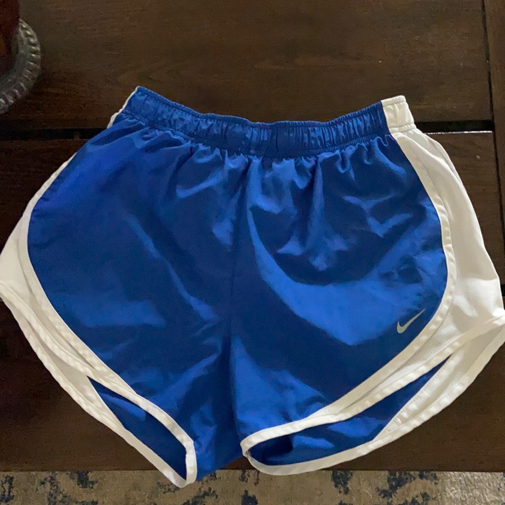 nike shorts never worn great condition